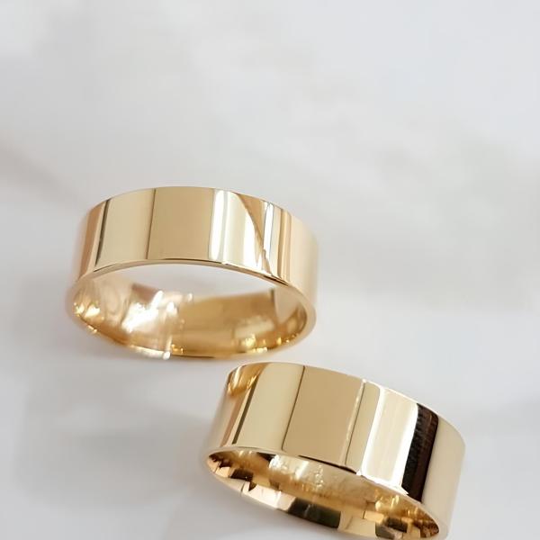 Par de Alianças Retas em Ouro Amarelo - Tradicional 18k/750