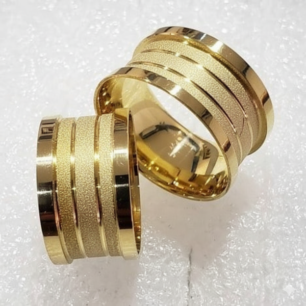Par de Alianças Retas em Ouro Amarelo - Tradicional 18k/750